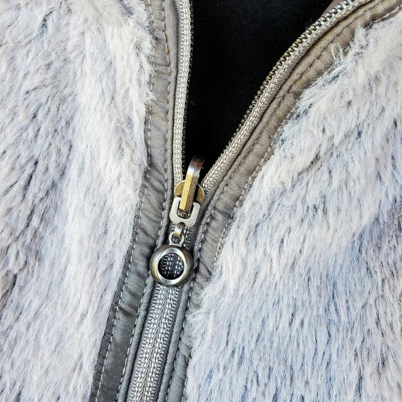 Casual Identity Women's Gray Soft Reversible Vest Size Small - Picture 5 of 11